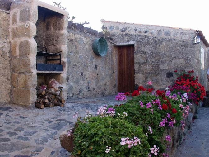 منزل الضيف Moya   في Casa Rural El Drago المظهر الخارجي الصورة