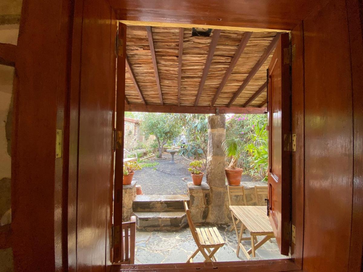 منزل الضيف Moya   في Casa Rural El Drago المظهر الخارجي الصورة